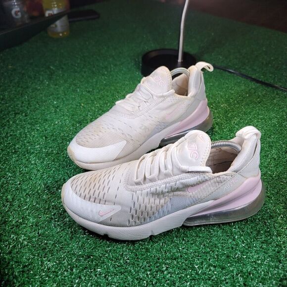 NIKE AIR MAX 270 - Women’s Running Shoes - SIZE 7